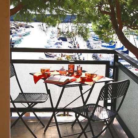 La Terrazza Tra Pini E Mare Apartment San Bartolomeo Al Mare Ruang foto