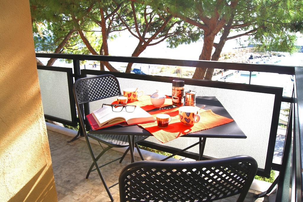 La Terrazza Tra Pini E Mare Apartment San Bartolomeo Al Mare Ruang foto